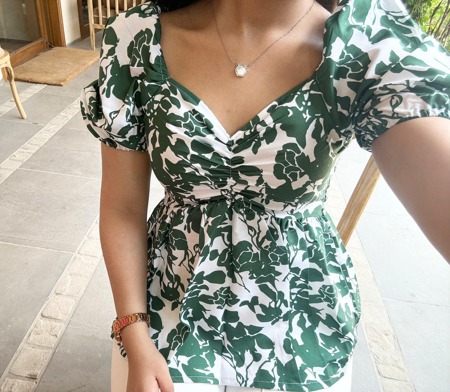Floro leafy Puff top