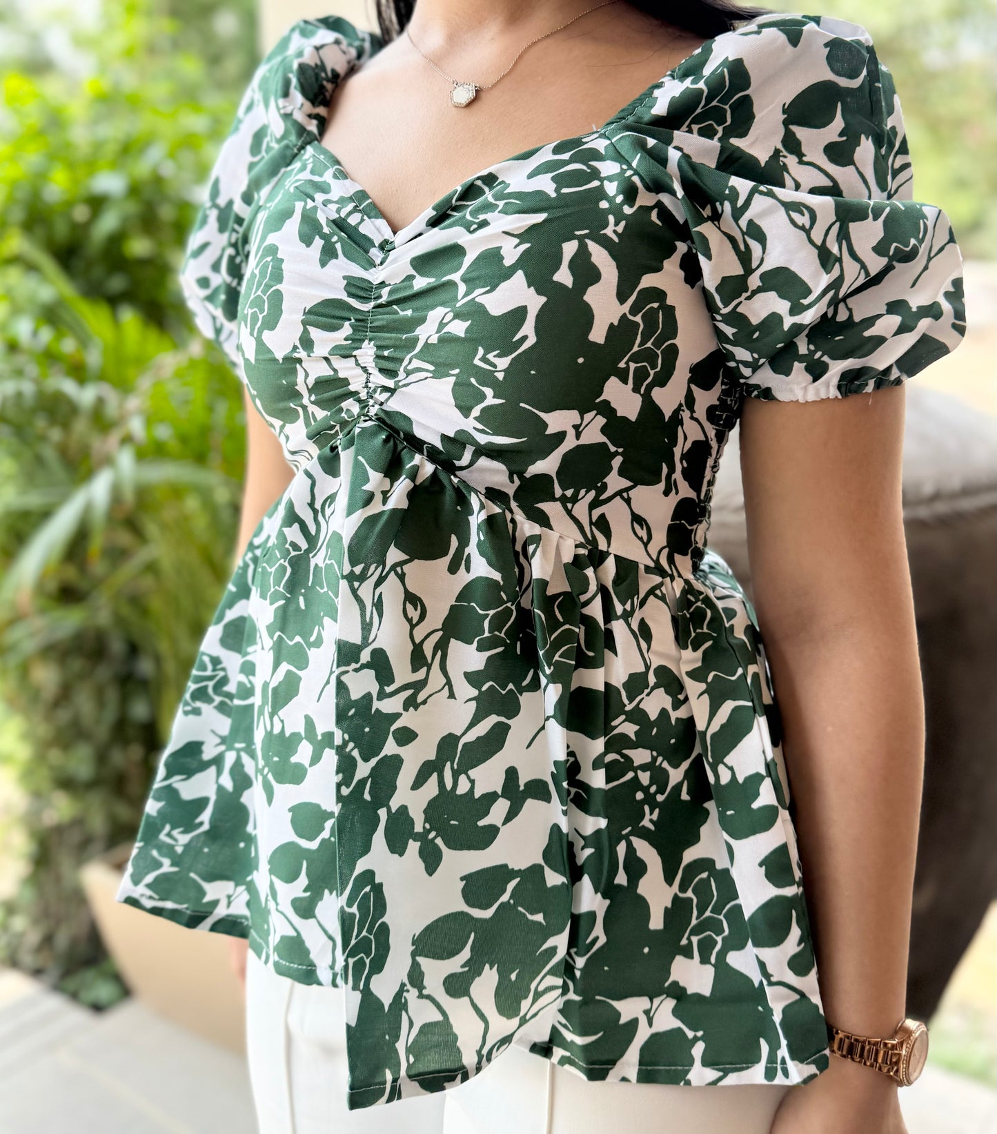 Floro leafy Puff top